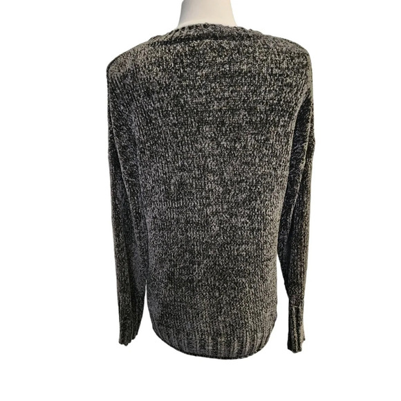 Seven7 Black Gray Pullover Sweater Size Medium SOFT - Picture 3 of 8
